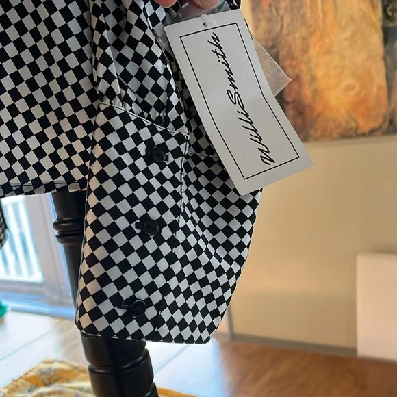 Willi Smith 100% Silk Blouse Black and White Diamond pattern Size 16 - Picture 5 of 7